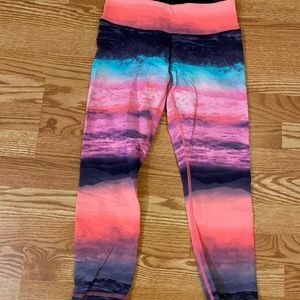 lululemon beachscape wunder under denim luon crop size 4